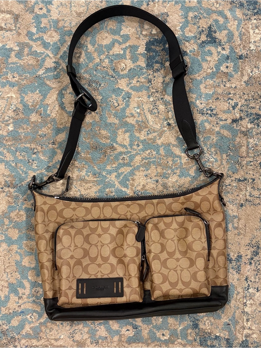 Coach Traveling tote/ purse